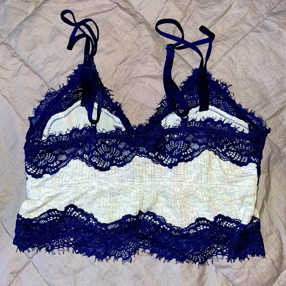 Aerie Bralette - Picture 2 of 2